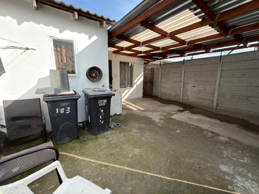 2 Bedroom Property for Sale in Delft Western Cape